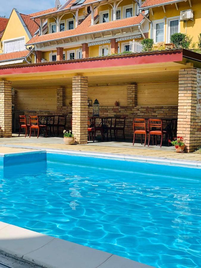 Lilium Villa Hévíz Dış mekan fotoğraf