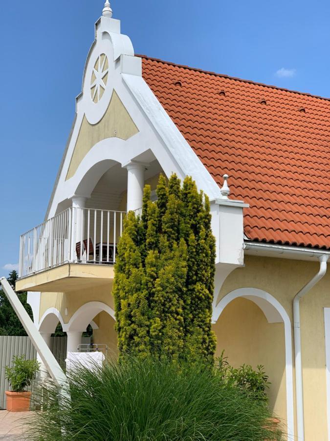 Lilium Villa Hévíz Dış mekan fotoğraf